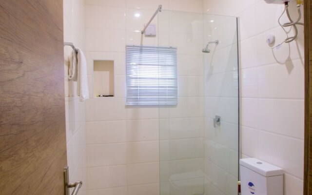 Ivana Residence Apartments and Suites