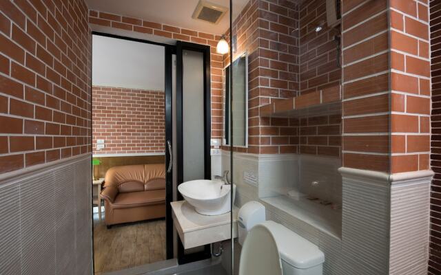72 Ekamai @ Sukhumvit Hotel
