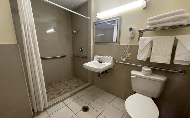 Days Inn & Suites by Wyndham York