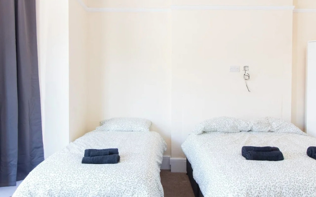 Brookvale Guest House Room 9
