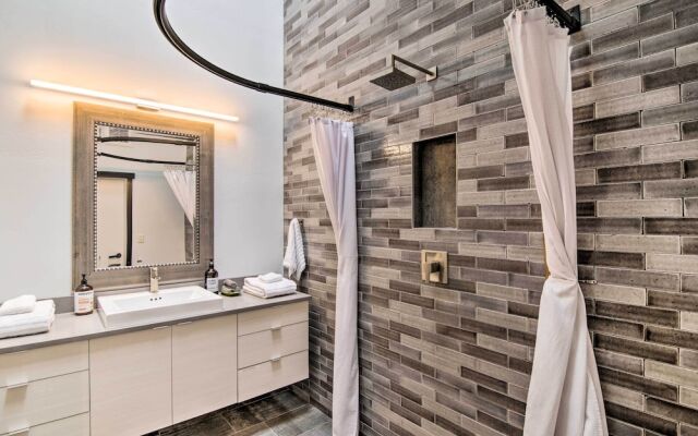 Contemporary-boho Loft in Downtown Livingston!