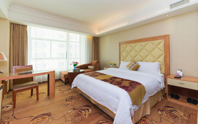 Liangde Hotel (Shenzhen Shajing Houting Subway Station)