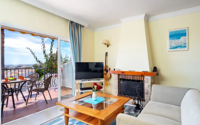 Apartment - 2 Bedrooms with Pool and WiFi - 107865