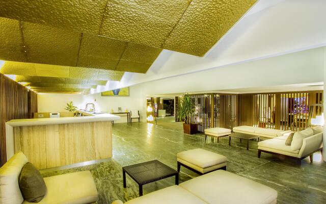 Estrella Hotel & Conference
