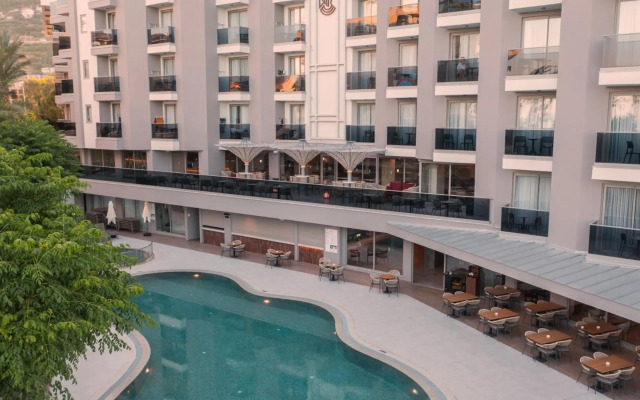 Kleopatra Dreams Beach Hotel