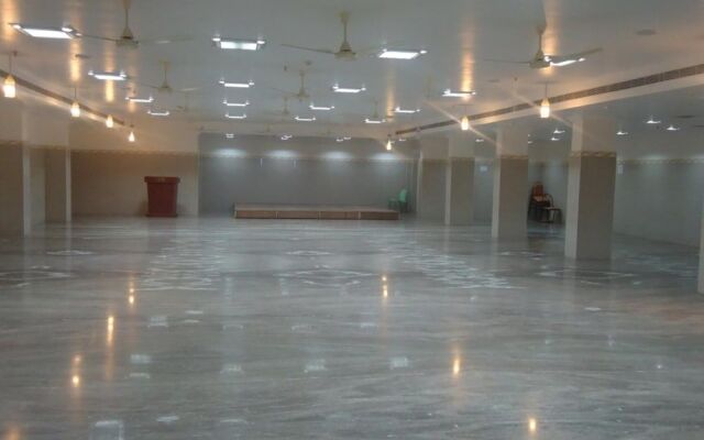 Hotel Dsf Grand Plazas
