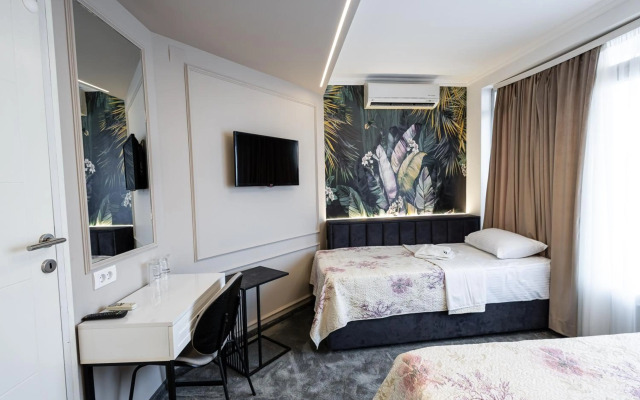 Garni Hotel Lotos