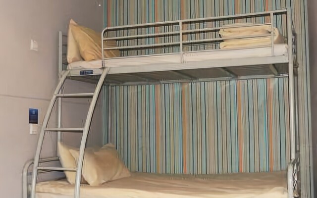 Wenxian Longjiang Hotel