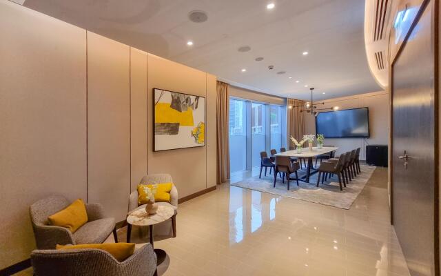 DXB - Opera Grand - 6104 - DT
