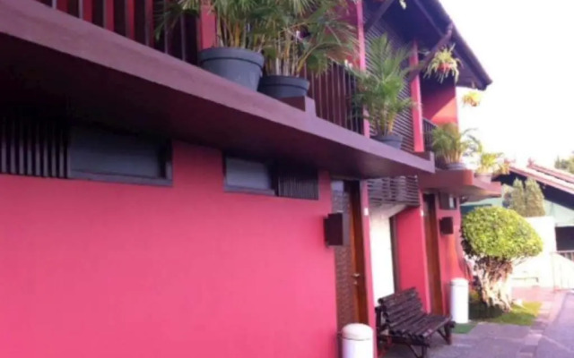 The Valley Resort Hotel