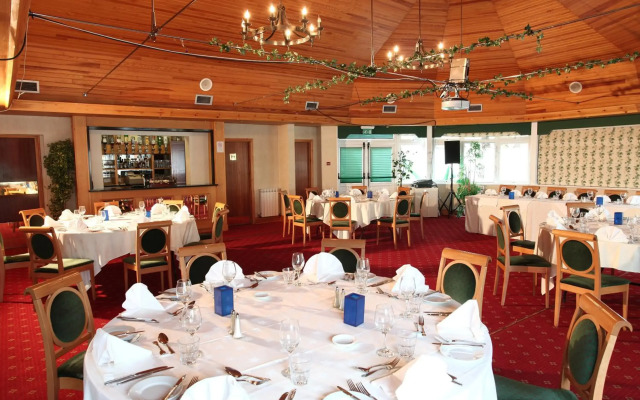 Les Rocquettes Hotel