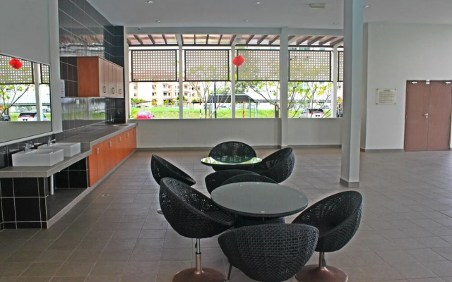 Homestay Signature Suite