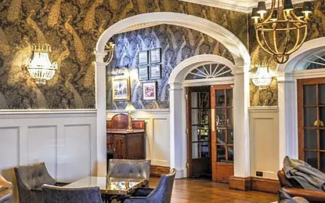 Cbh Hardwick Hall Hotel