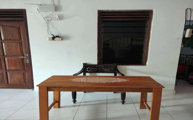 SPOT ON 94319 Daffsell Homestay Syariah