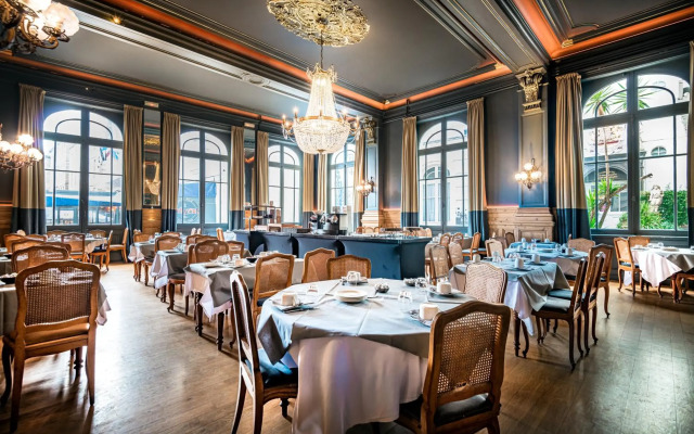 Hôtel France et Chateaubriand