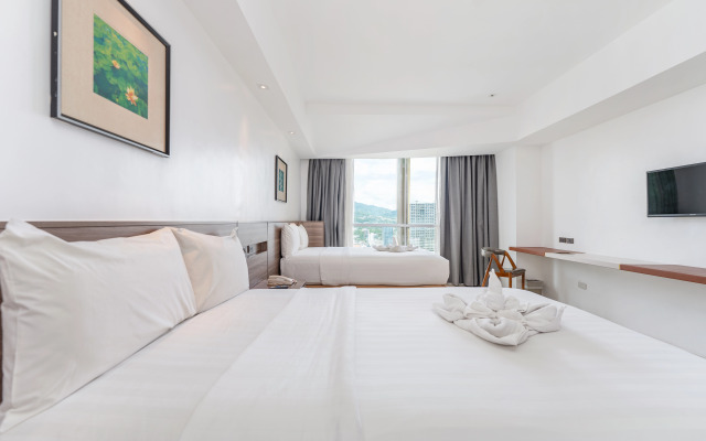 Crown Regency Hotel and Towers
