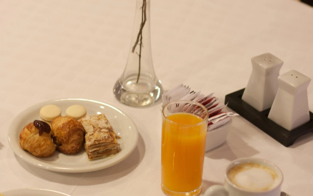 Le Moustier Suites