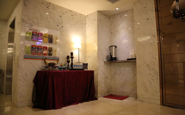 New California Hotel