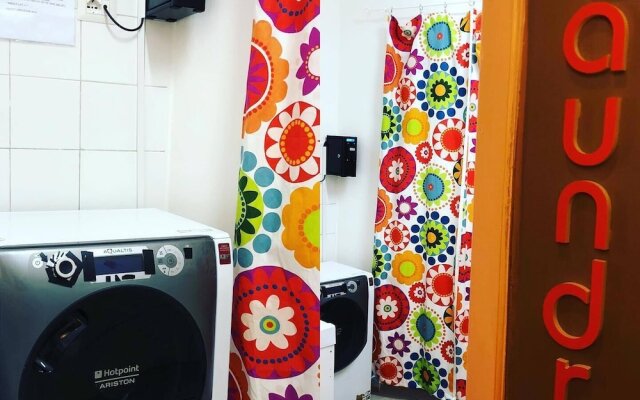 H Hostel Friendly Accommodation