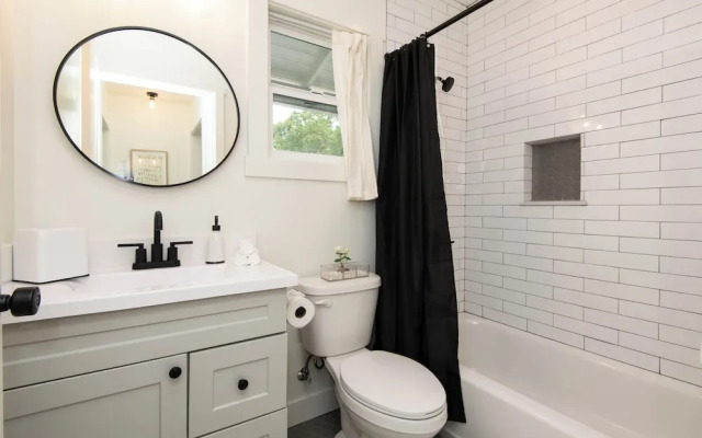 Cozy Apartment in Atwater Village