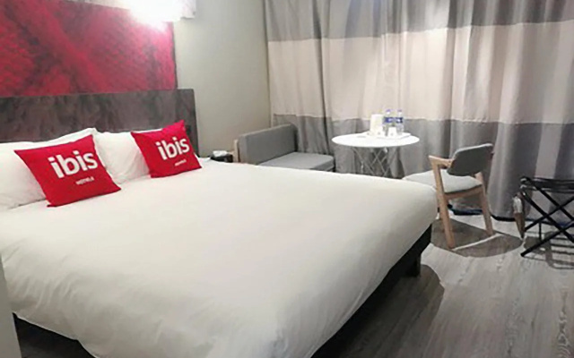 Ibis Xuzhou East Huaihai Road Hotel