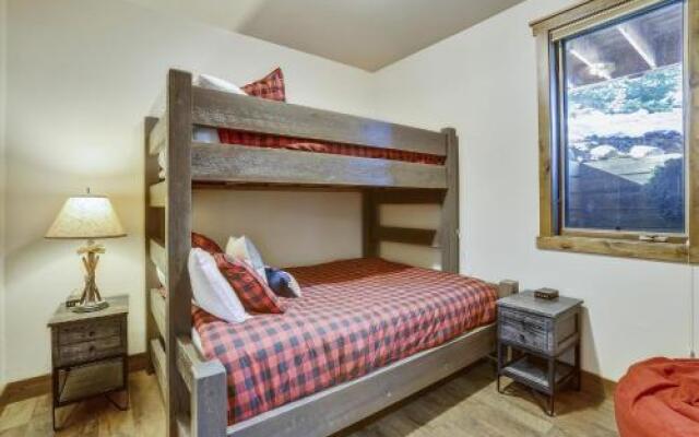 Highwood Hideaway Apartment