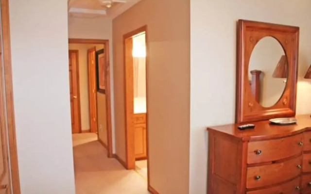 Creekside E 17 by Casago