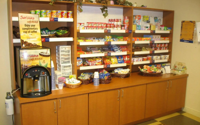 Candlewood Suites Fort Wayne by IHG