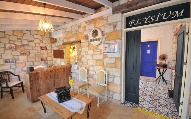Cesme Elysium Hotel