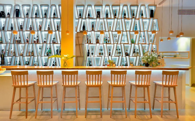 Hotel Petinos