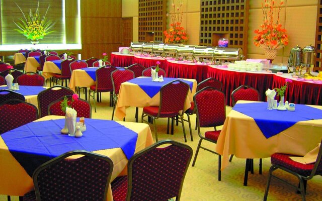 Guangdong Victory Hotel - Free shuttle bus to exhibition center during Canton Fair