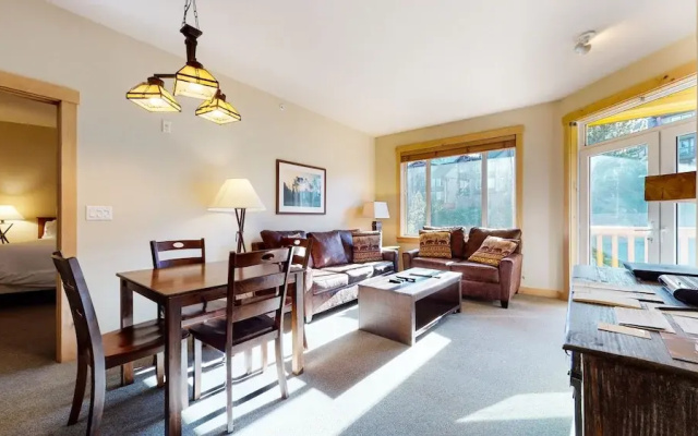 Sunstone 308 Ski-in Ski-out, Great Complex Amenities, Mountain Views by Redawning