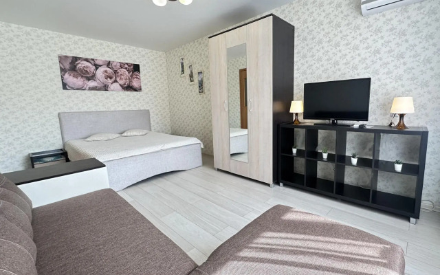 Apartments on 37k1 Chkalova Street