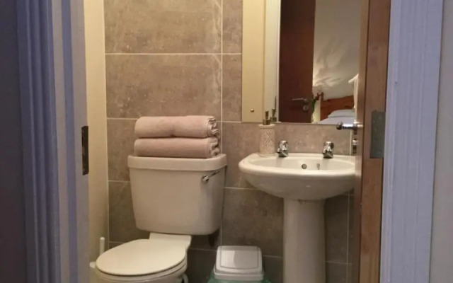 Rose Alley Apartment