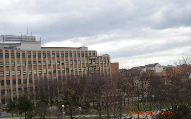 Apartment Accommodation up to 17