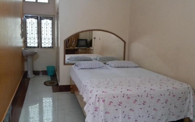 Lakshmi Heritage Tourist Home – Guest Rooms – Hosapete