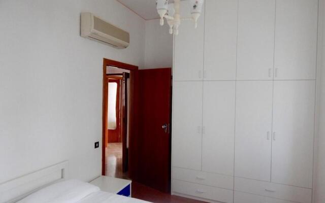 M155 - Marcelli, Trilocale in Centro a 50mt Dal Mare