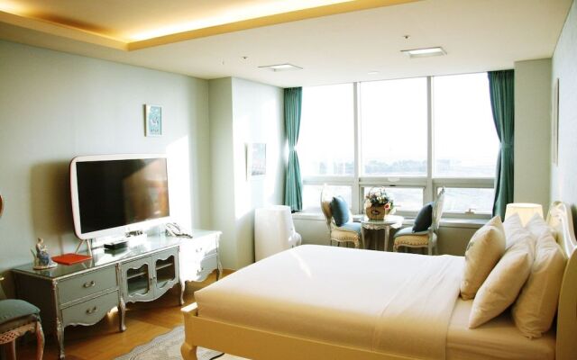 Incheon Airport Capsule Hotel No.1