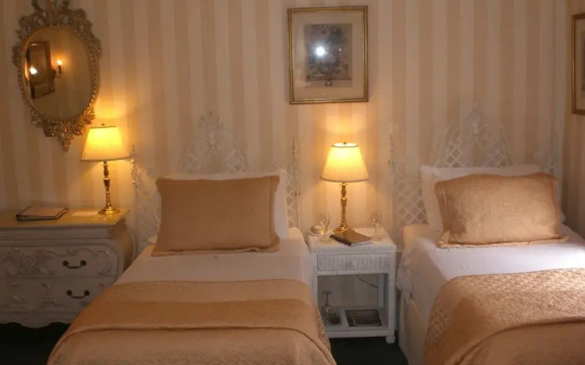 Samuel Durfee House B&B