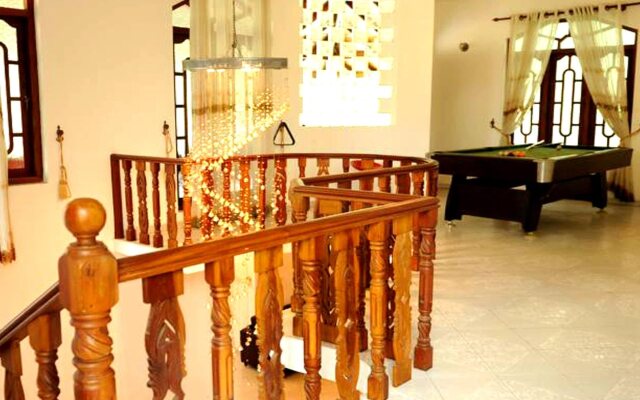 Airport reach villa