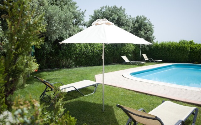 Luxurious Panoramic View Villa