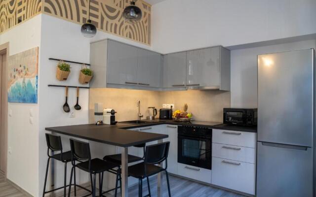 Central Suites Aegina 2