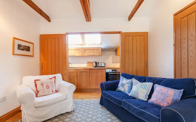 Wisteria Suite