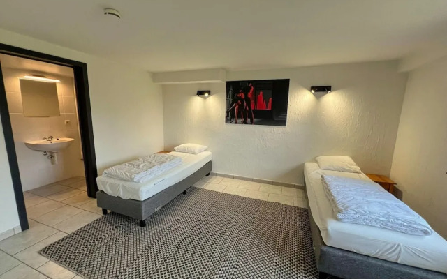 Pleasant and Luxurious House Located in Noiseux