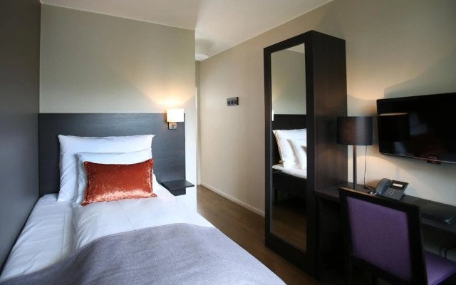 Grand Skei Hotel