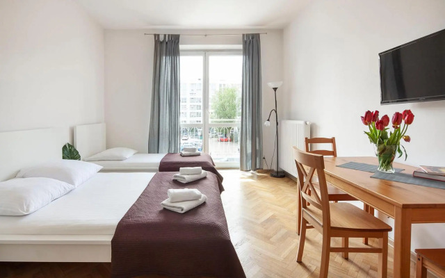 Sleepy3city Apartments 10 Lutego 23
