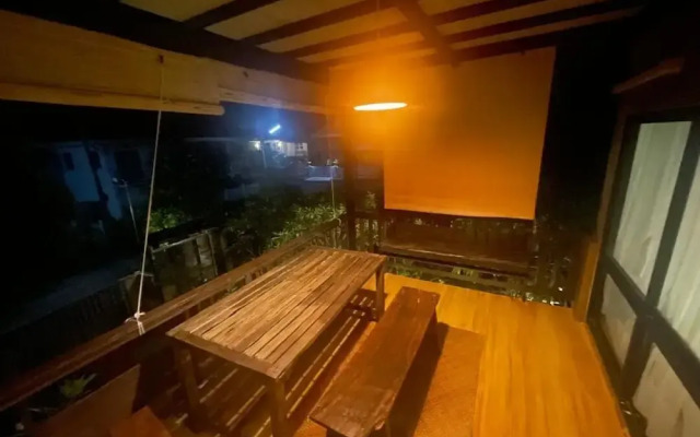 Golden Mango House