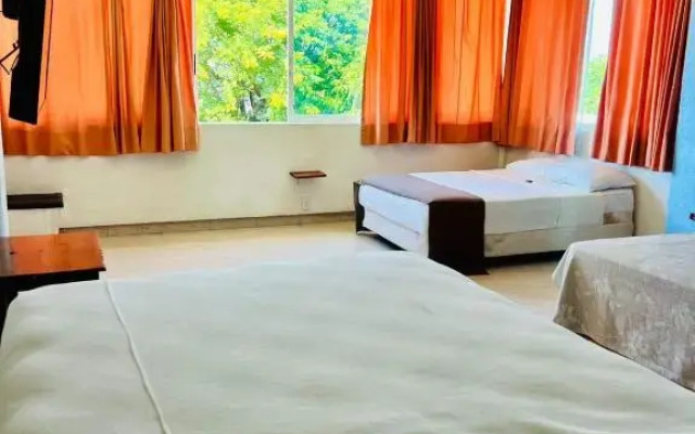 La Mansion Tequesquitengo