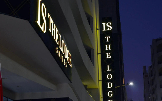 The Lodge Suites