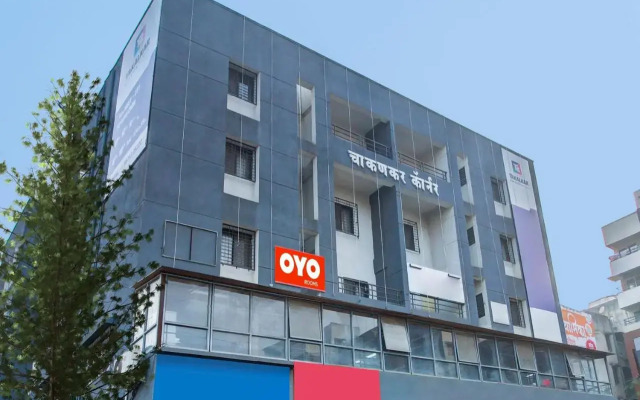 OYO Flagship 80642 Sai Executive Lodging